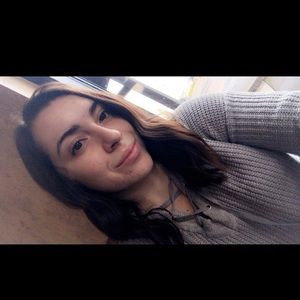 Meet your Posher, Alyssa